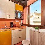 Lindo Estudio con Terraza San Matías